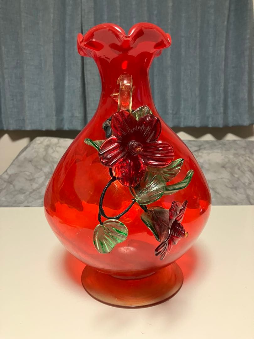 琉球ガラス製　特大 フラワーベース 花の装飾付き