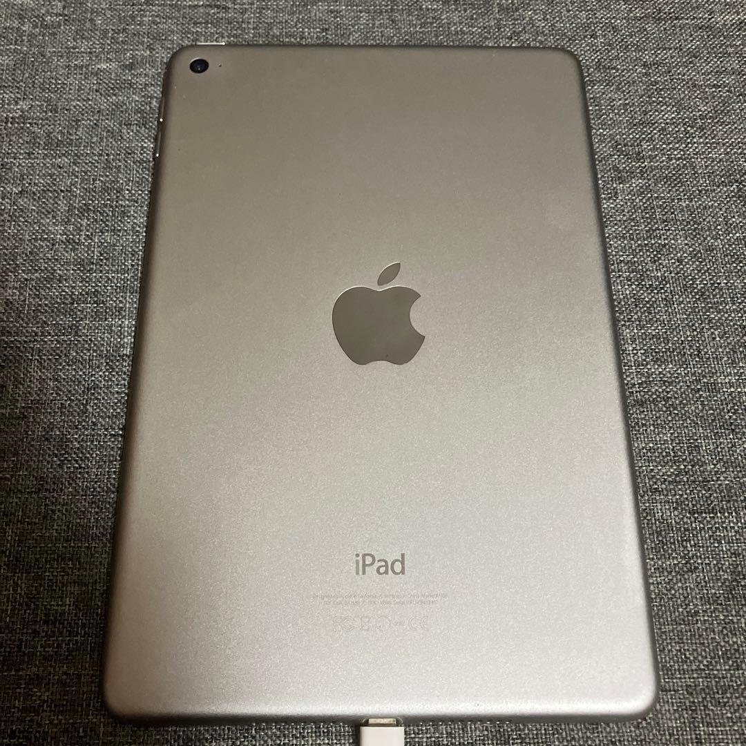 iPad mini 第4世代　シルバー　64GB Wi-Fi