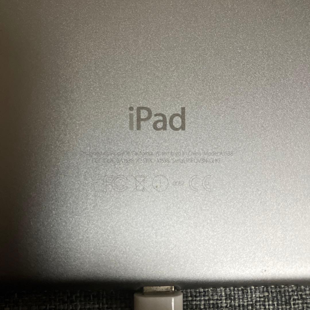 iPad mini 第4世代　シルバー　64GB Wi-Fi