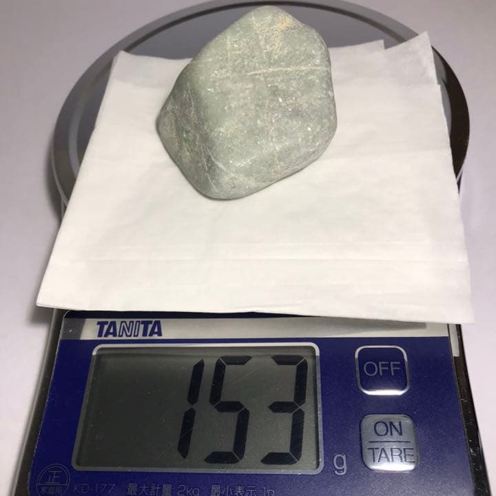 糸魚川翡翠原石【海岸】153ｇ