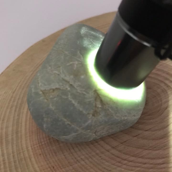 糸魚川翡翠原石【海岸】153ｇ