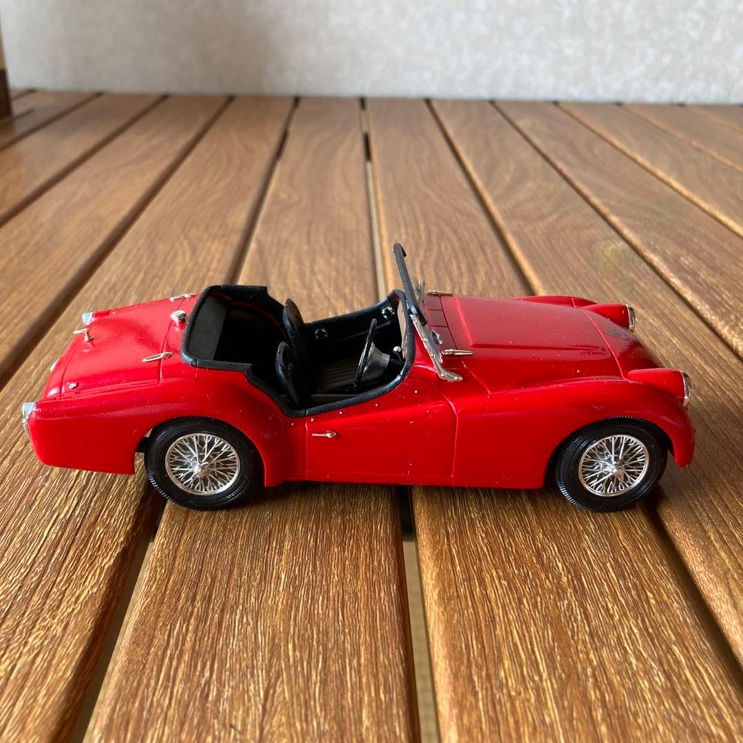 TS76 VOLLMER 3801 建物 & トライアンフ TR3A 完成品