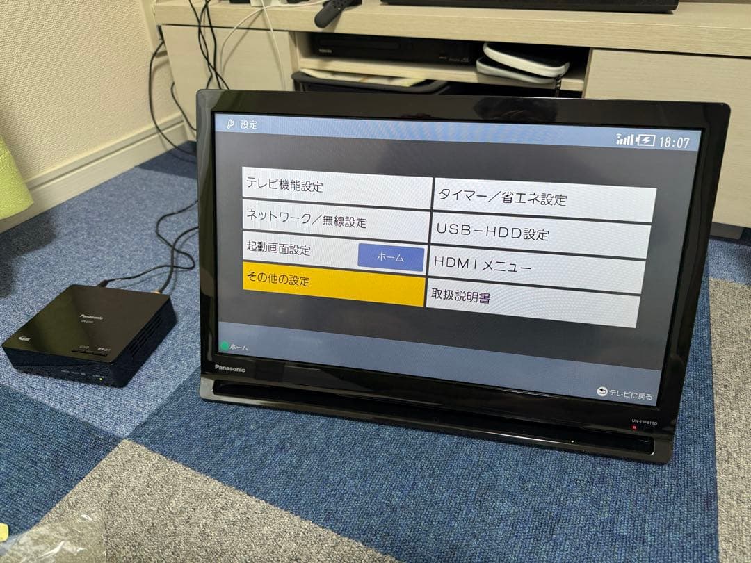 Panasonic VIERA 19インチ UN-19J10-K 本体