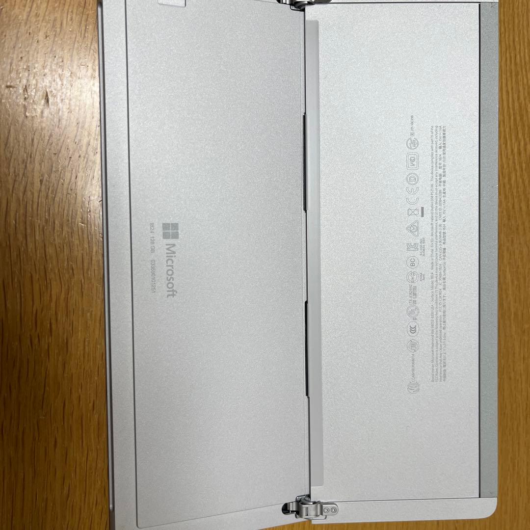 Microsoft Surface Go 1824 128GB メモリ8GB