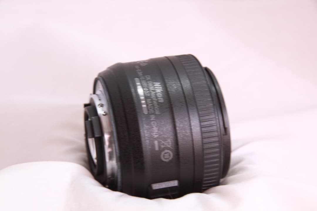 美品 Nikon D5600 デジタル一眼レフ　本体とレンズ2本、純正電池2個