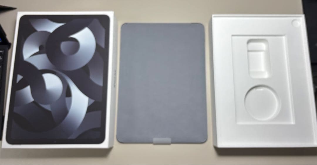 Apple iPad Air 第5世代 本体