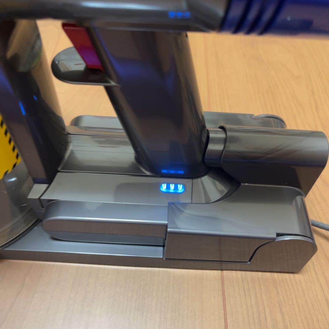 dyson V8 SV10 サイクロン式スティッククリーナー