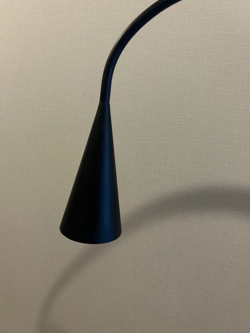 完売品　Tom Dixon フロアランプ IKEA DELAKTIG