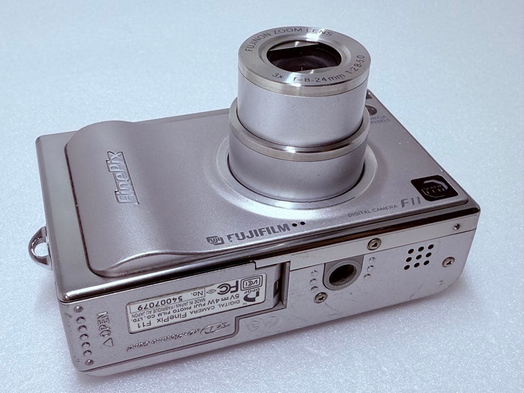 FUJIFILM FinePix F11 動作確認済 6.3メガピクセル