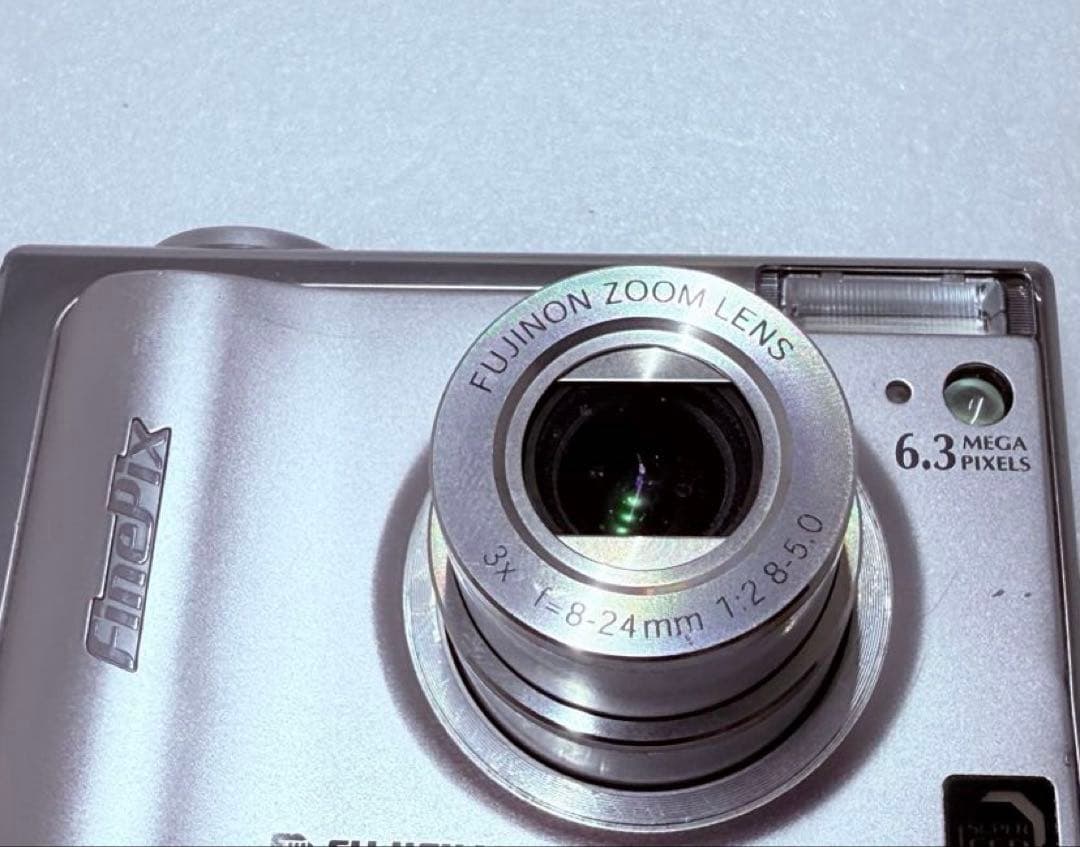 FUJIFILM FinePix F11 動作確認済 6.3メガピクセル