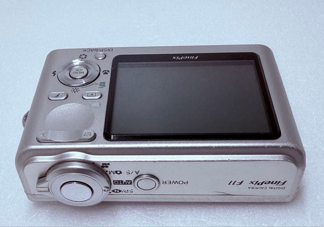 FUJIFILM FinePix F11 動作確認済 6.3メガピクセル