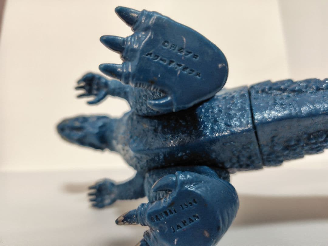 ​【日本製・硬質】ウルトラマンパワード 怪獣ソフビ 5体セット＋おまけ2体付