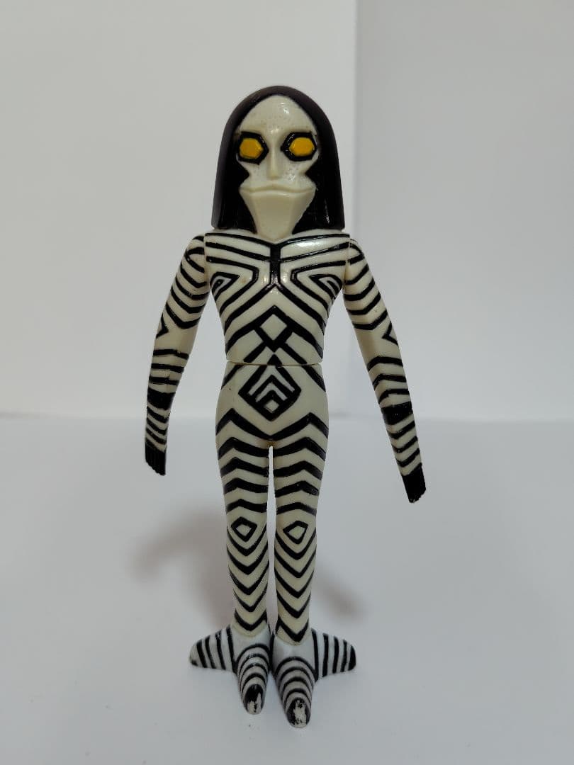 ​【日本製・硬質】ウルトラマンパワード 怪獣ソフビ 5体セット＋おまけ2体付