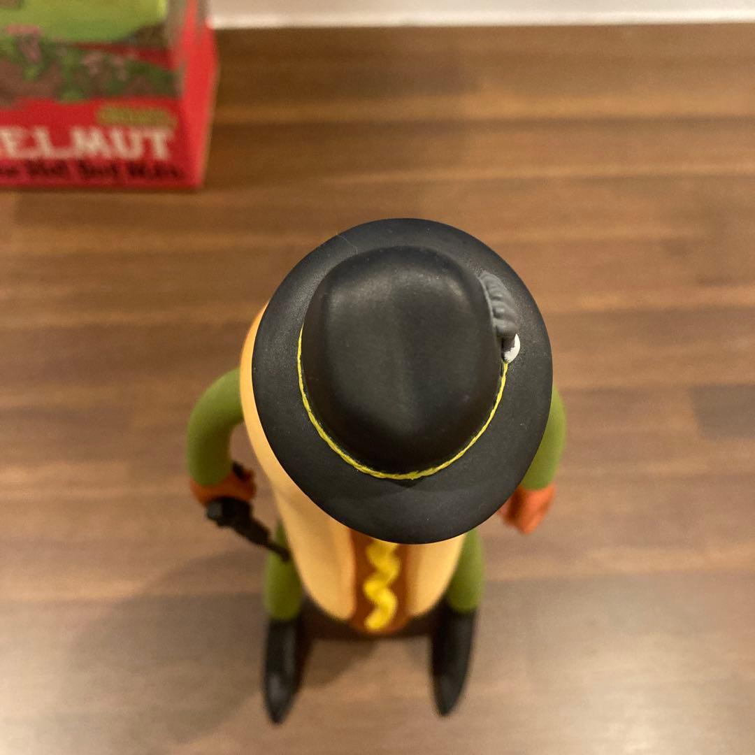 AMOS GREENFUZZ HELMUT TheHotDogManフィギュア