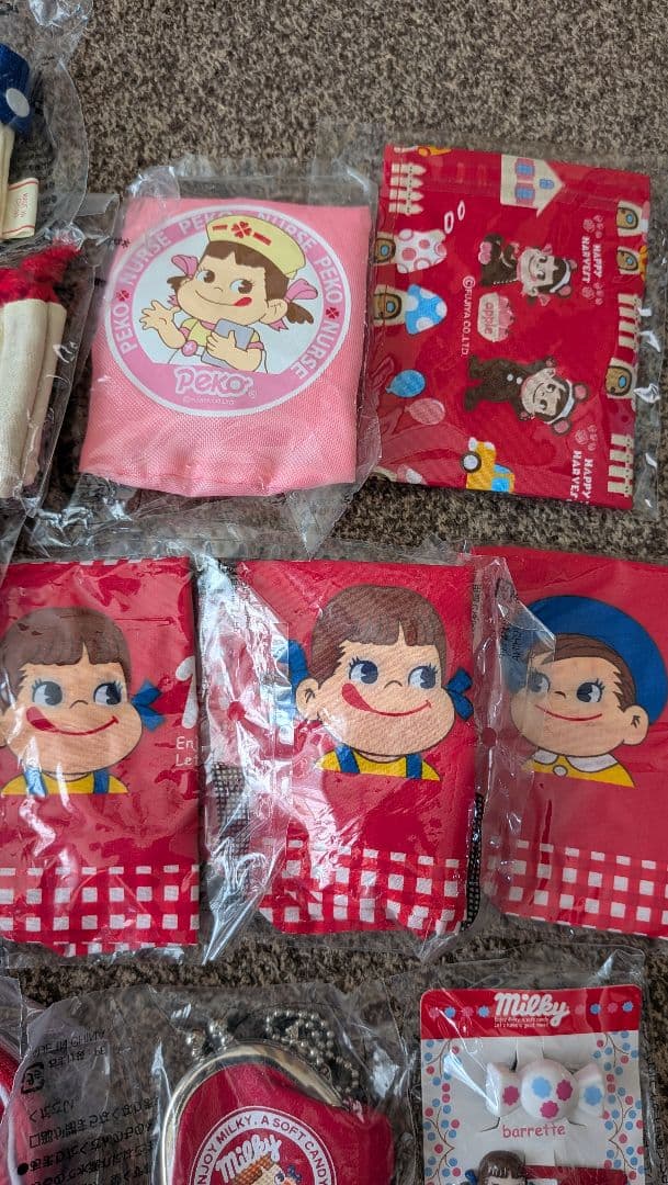 ペコちゃん　ポコ　非売品　小物　雑貨　34個　まとめ売り