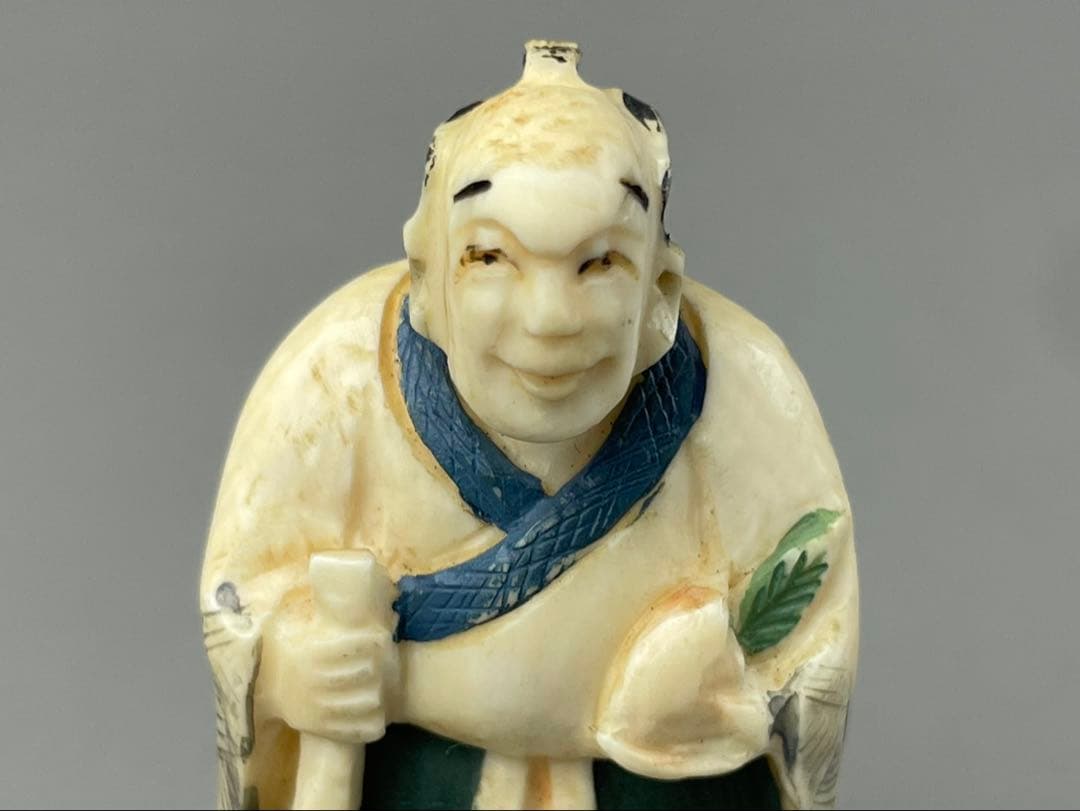 時代根付 マンモス牙製 作家物 中国美術 在銘 玉石？ 人物 男性