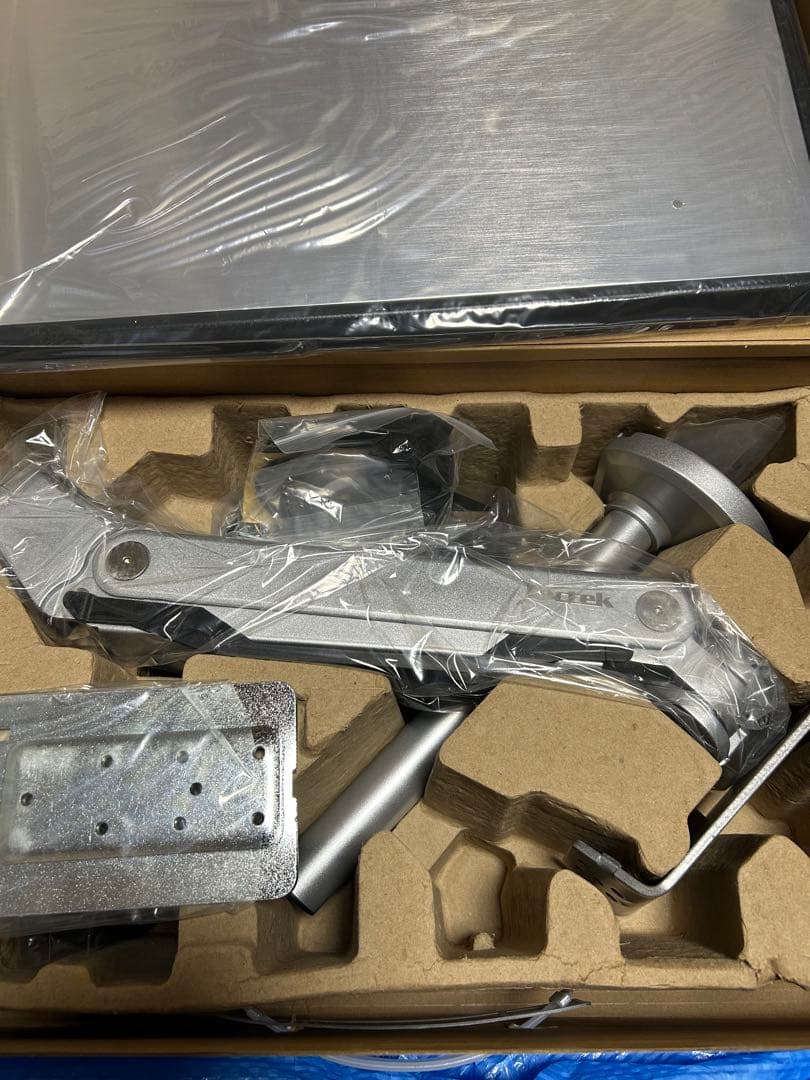 Loctek ガス圧式ノートパソコンアーム