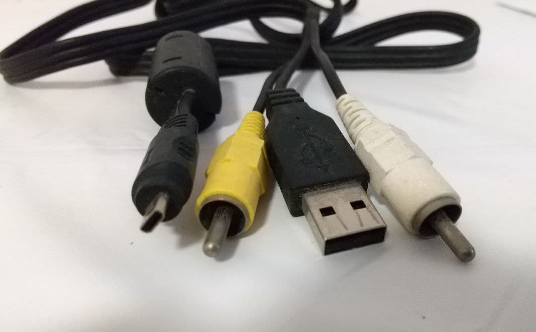 FUJIFILM FINEPIX AV250 コンパクトデジタルカメラ シルバー