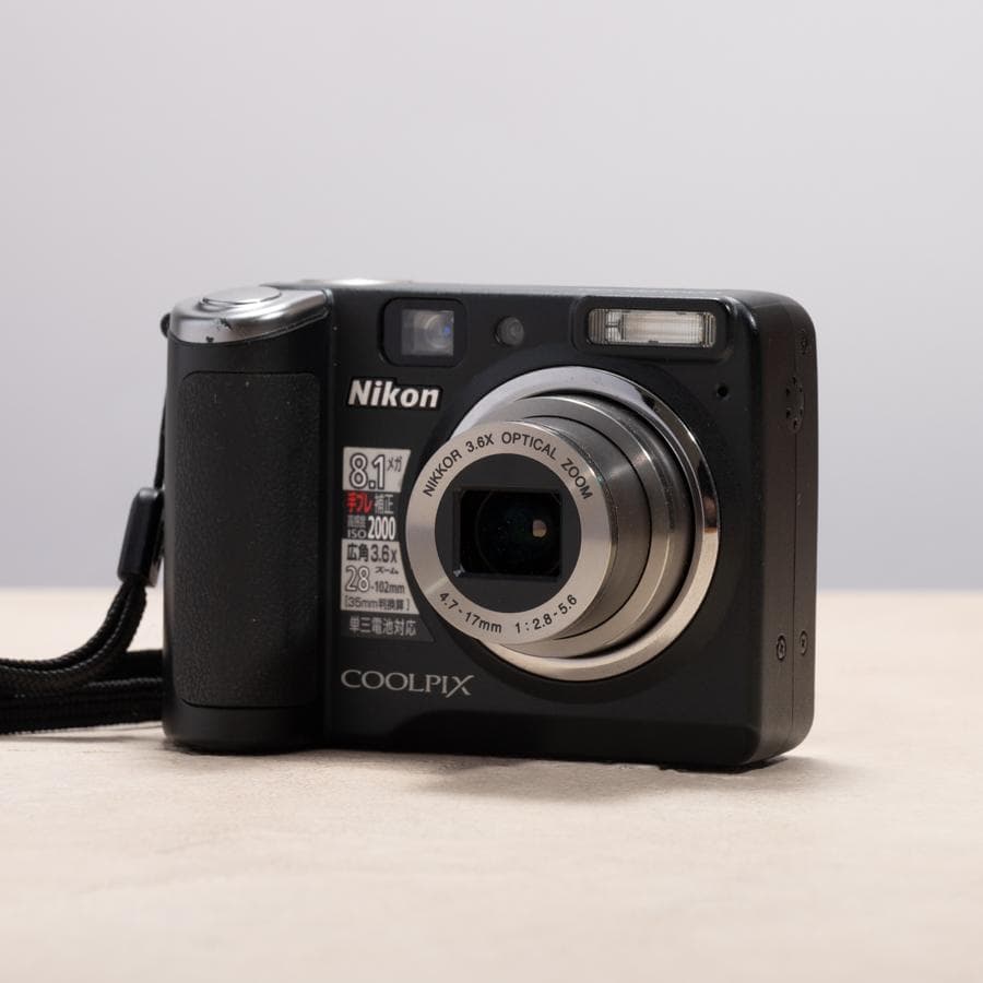 【単3電池で動く】Nikon COOLPIX P50 ブラック スマホ転送OK