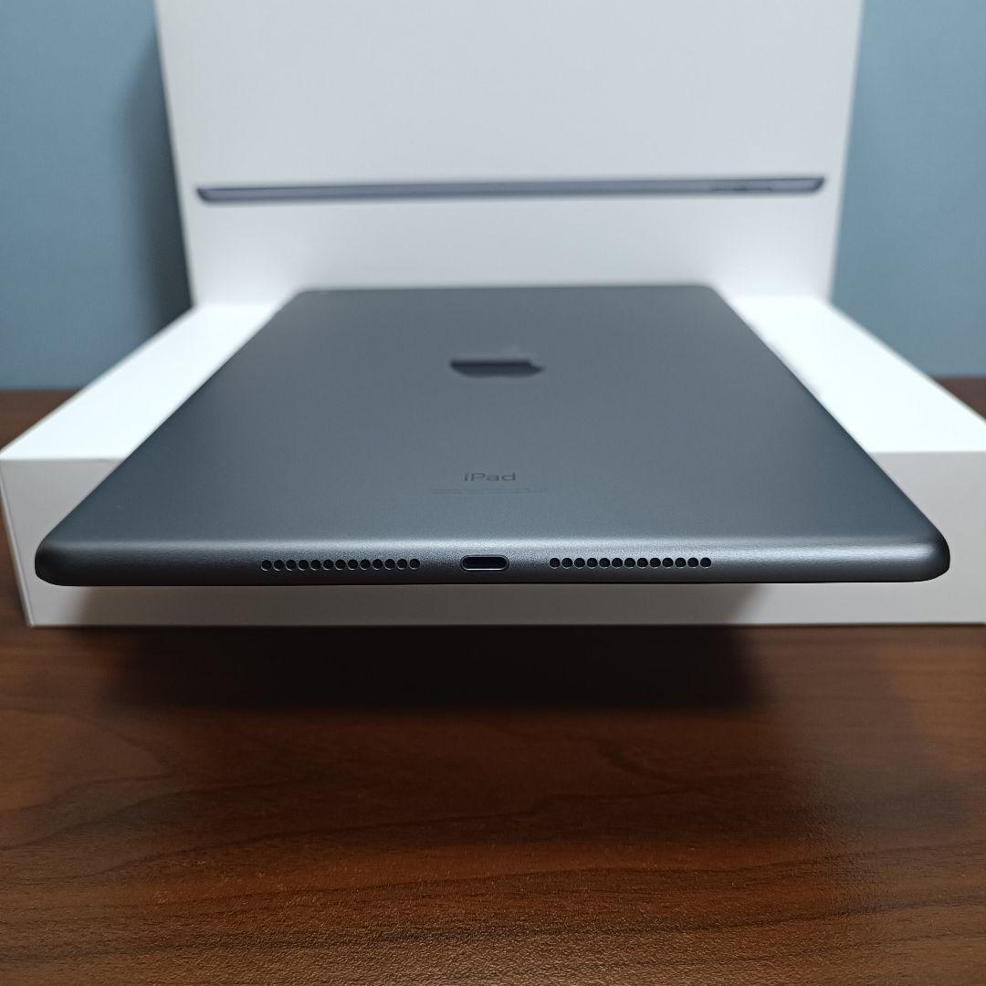 (美品) iPad 10.2 第8世代 WiFi 128GB キーボード付き