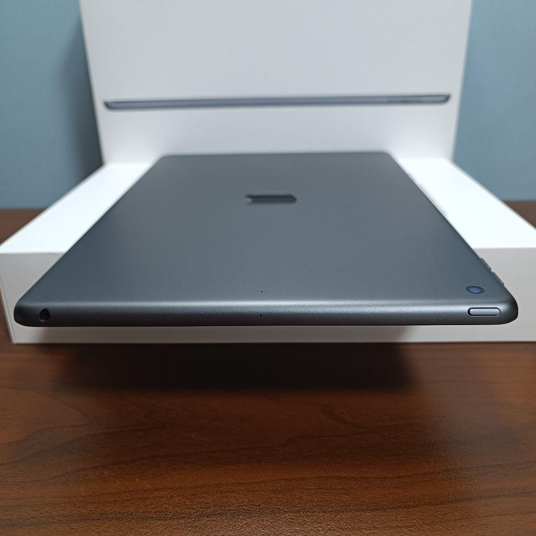 (美品) iPad 10.2 第8世代 WiFi 128GB キーボード付き