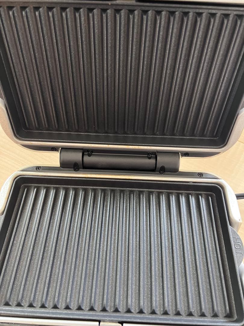 Vitantonio ワッフル＆ホットサンドベーカー アイボリー　ビタントニオ