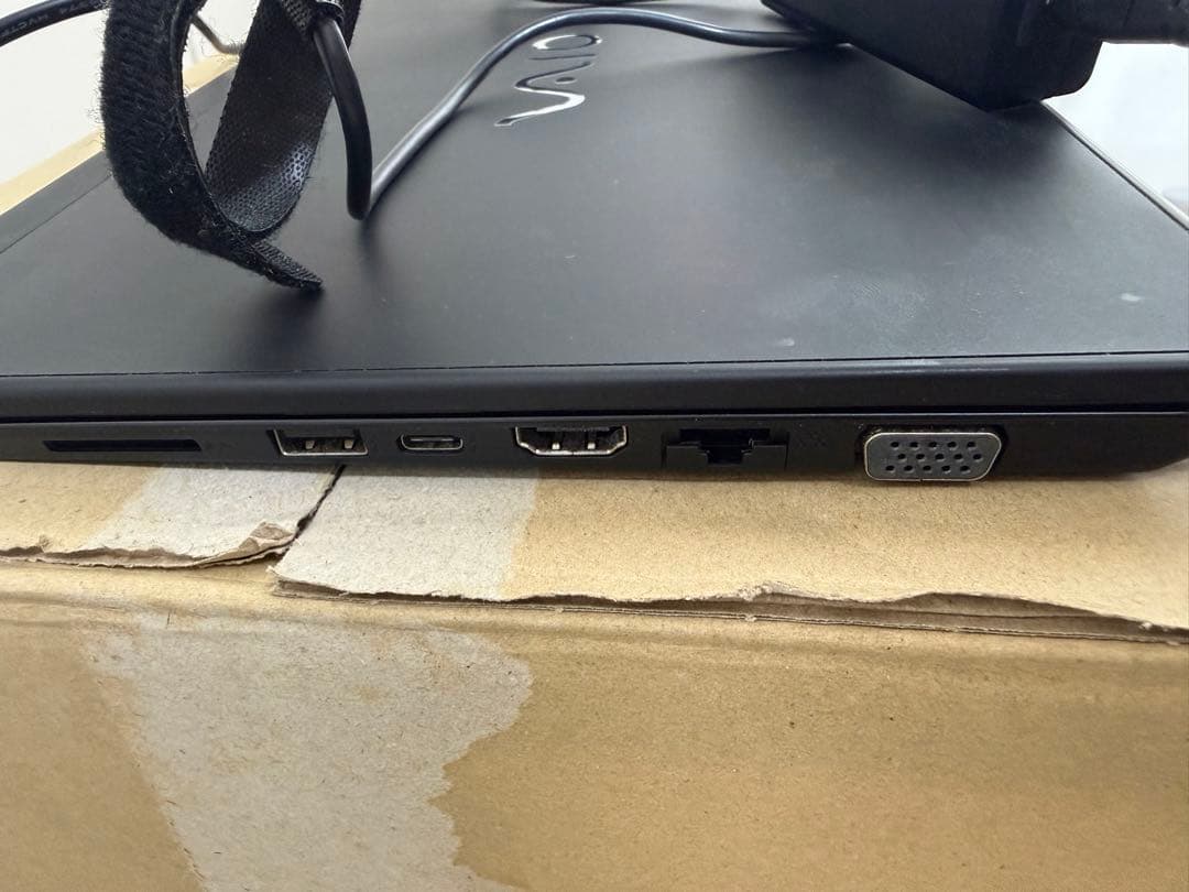 Windowsノート本体 VAIO Pro VJPK11C11N i5-8265U
