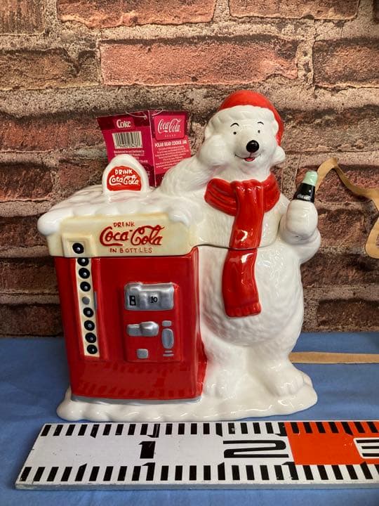 コカ・コーラ　ポーラーベア〜クッキージャー　アメリカン雑貨　置き物　小物入れ