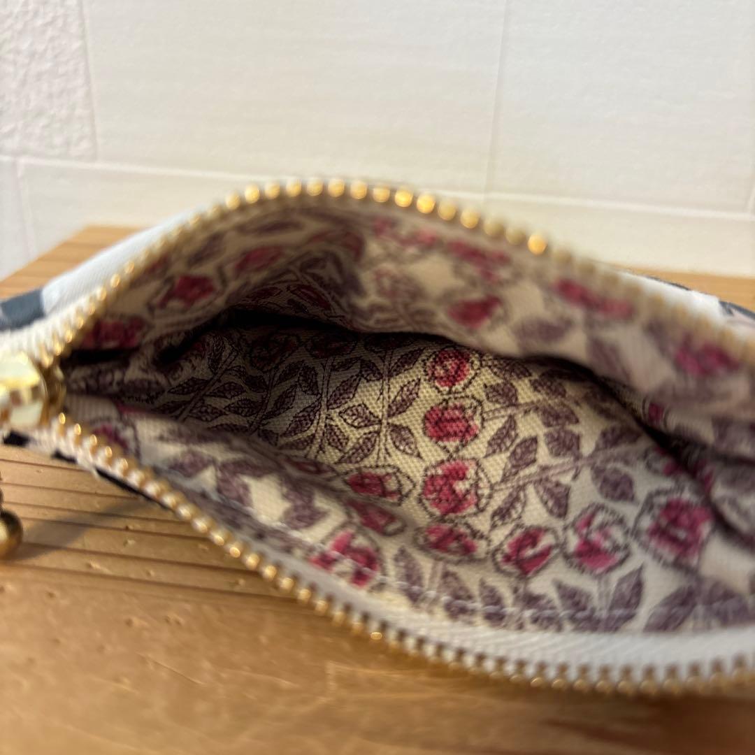 感謝価格　SALE 10cmファスナーポーチ パッチワーク　人気　ハンドメイド