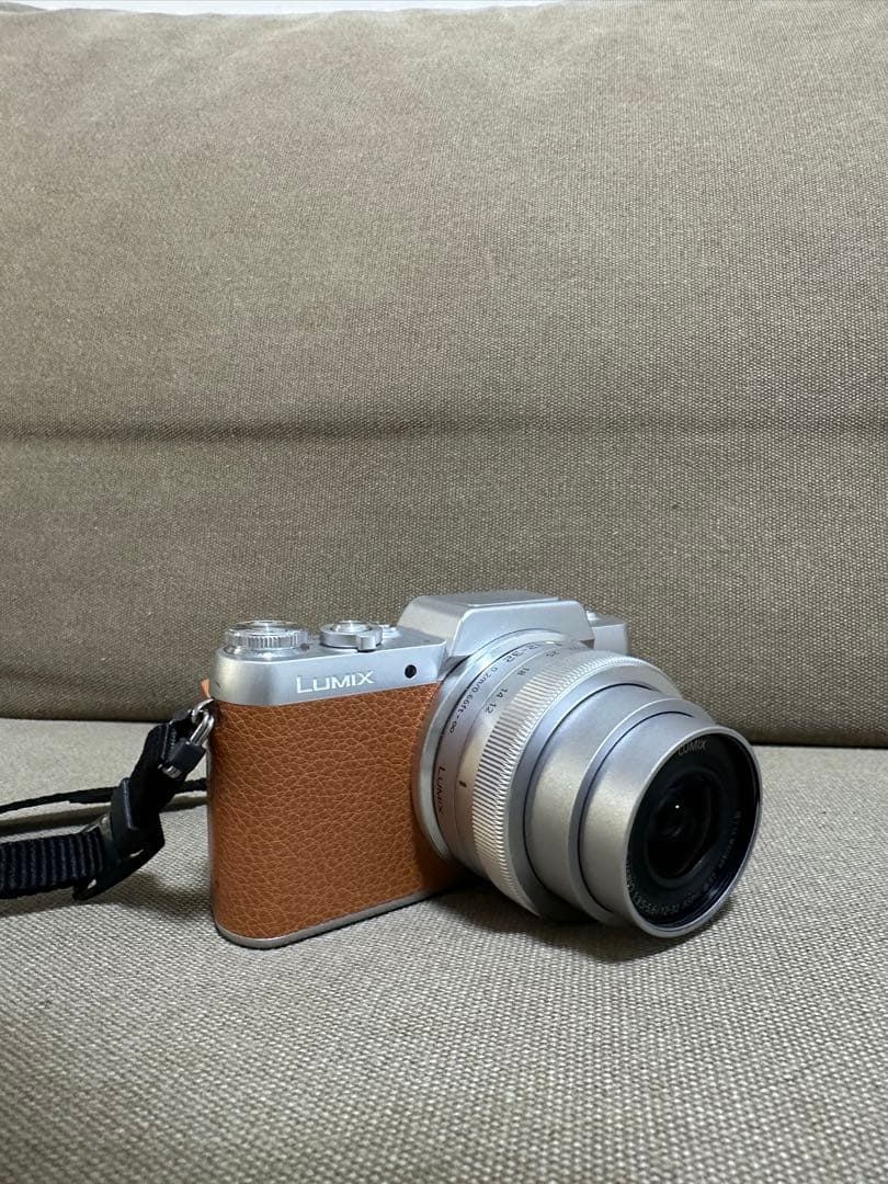 LUMIX DMC-GF7ミラーレス一眼