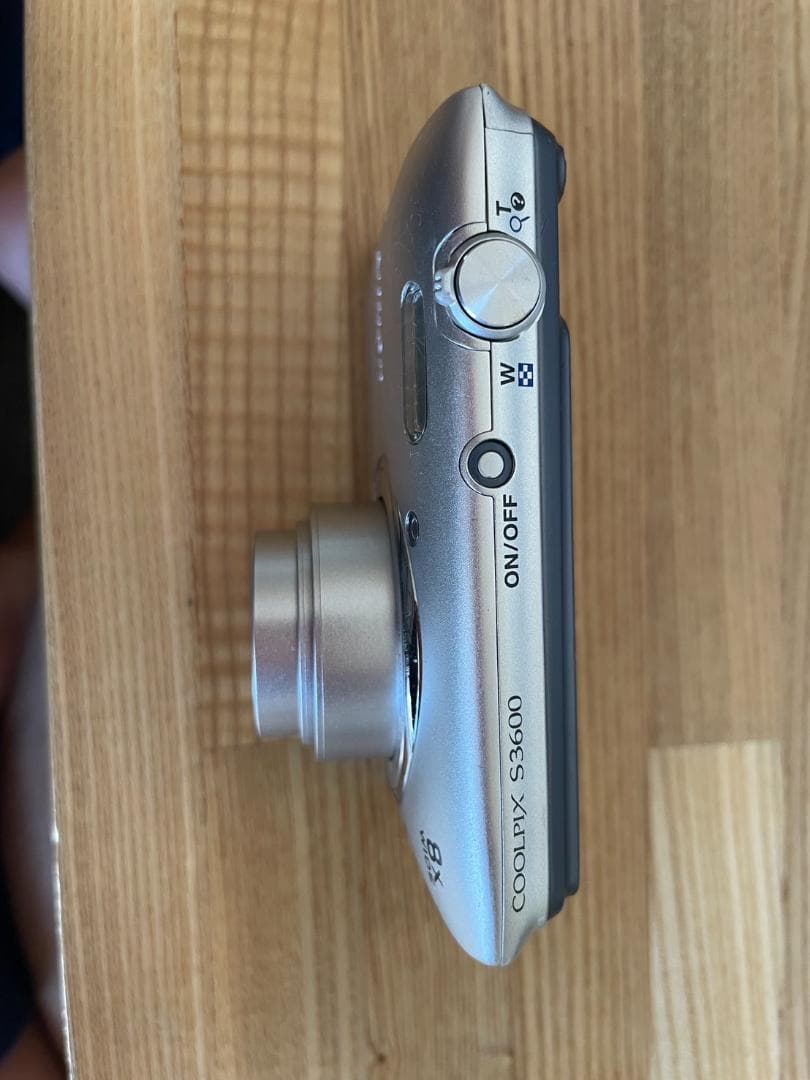 Nikon COOLPIX S3600 コンパクトデジタルカメラ