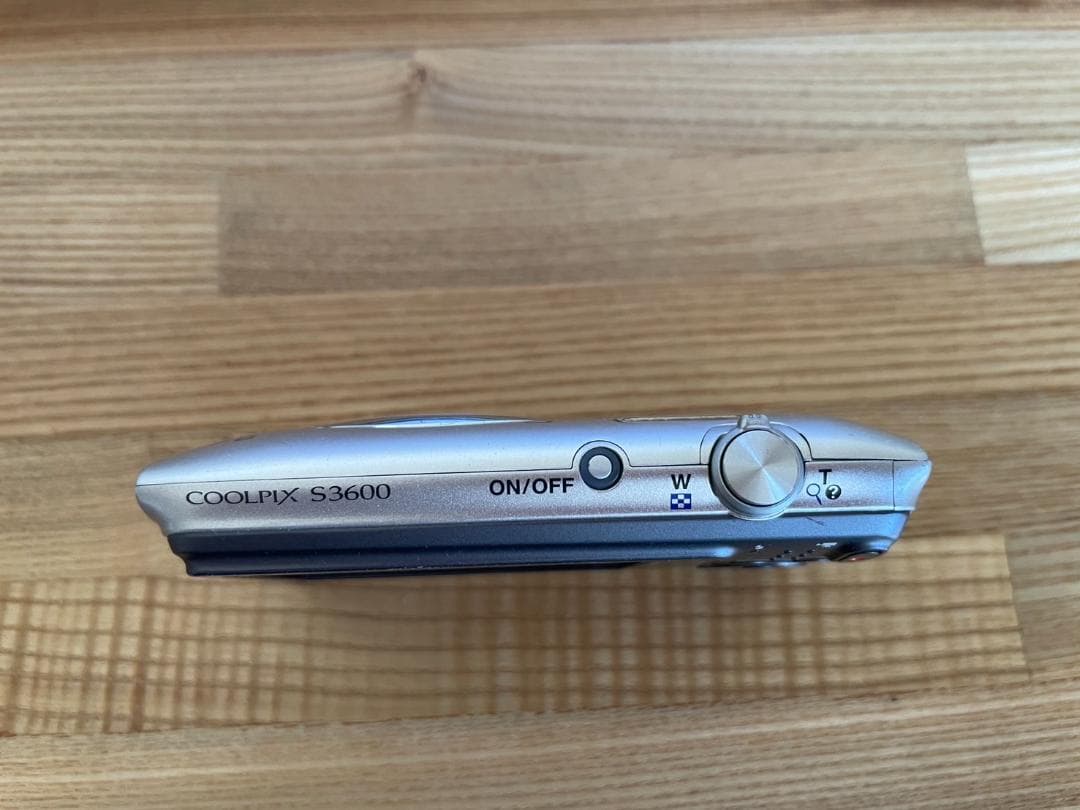 Nikon COOLPIX S3600 コンパクトデジタルカメラ