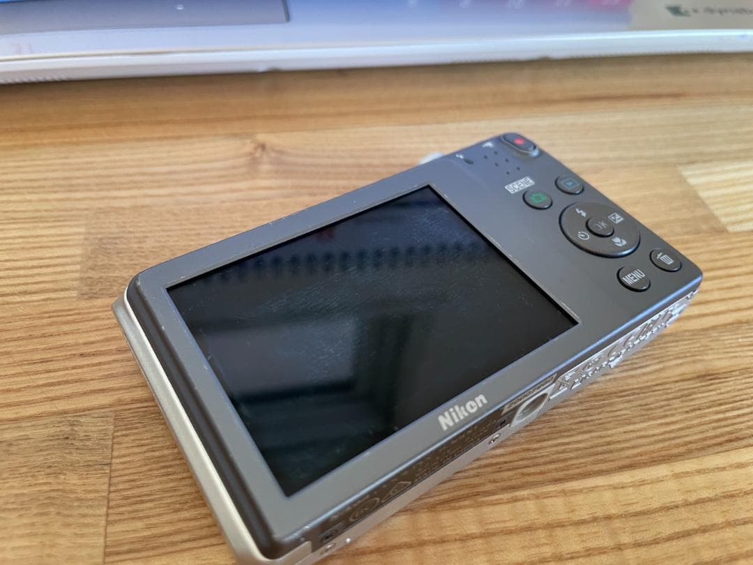 Nikon COOLPIX S3600 コンパクトデジタルカメラ