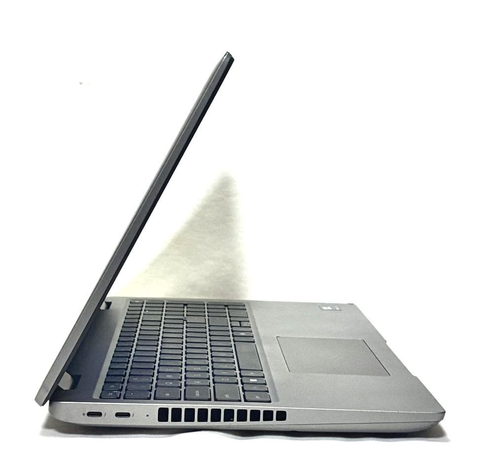 美品 2024年 Precision 3591 Ultra9 AIエンジン搭載