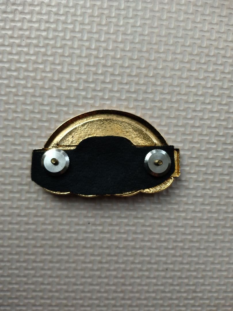 ピンバッジ 金属製　撮影用、レプリカ