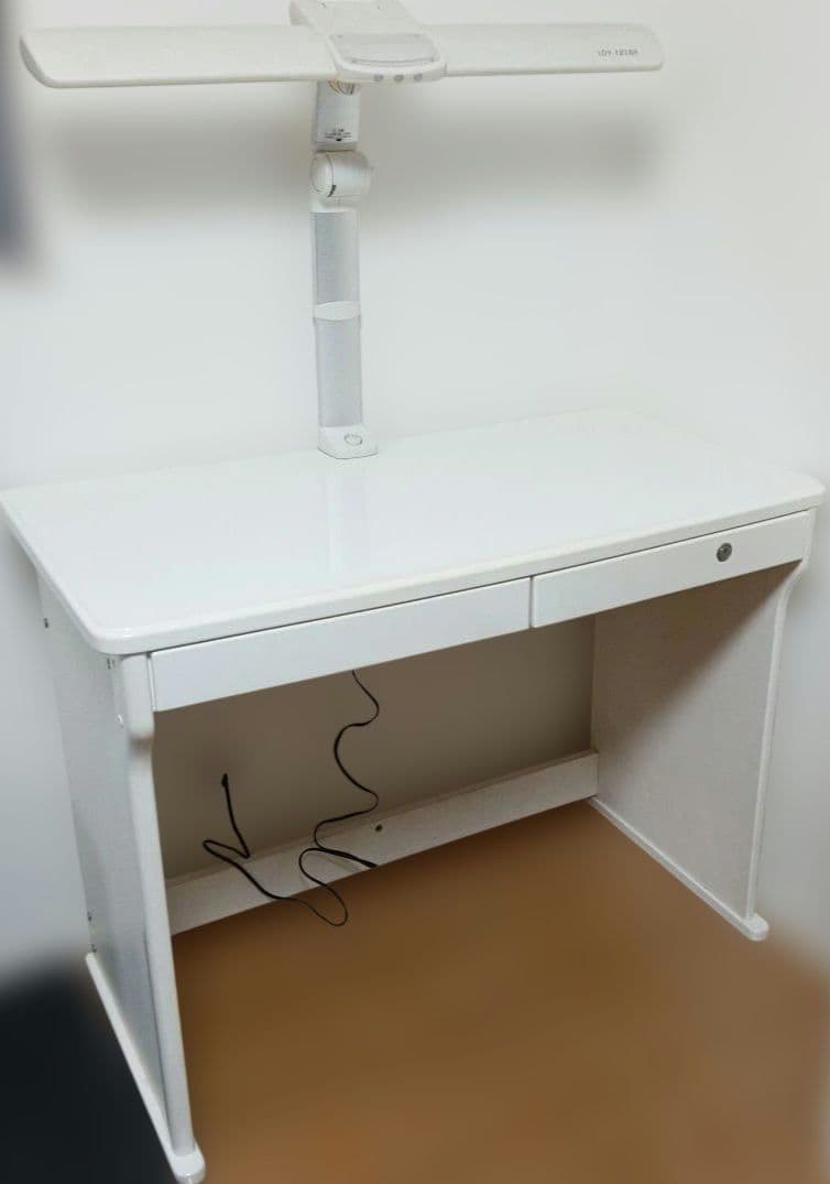 【引き取り限定】ニトリ組み合わせ自由学習机セット+カインズの椅子　4点まとめ売り