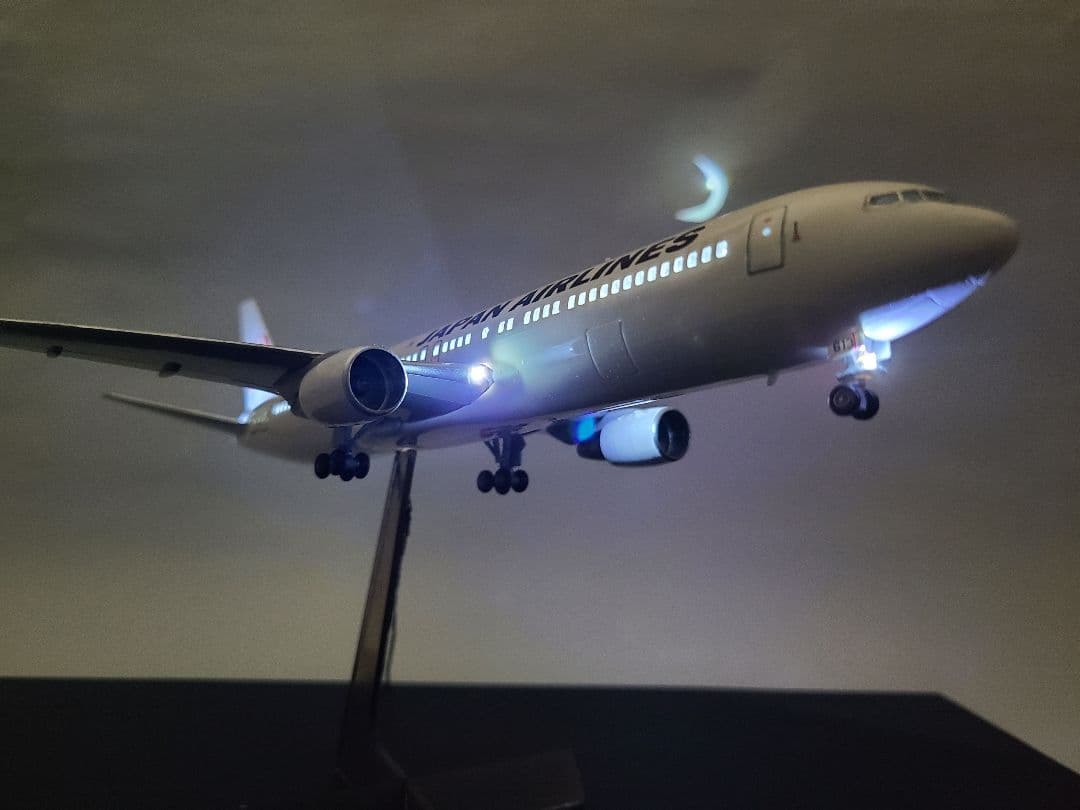 YY JAL BOEING 767-300ER LED 仕様完成品