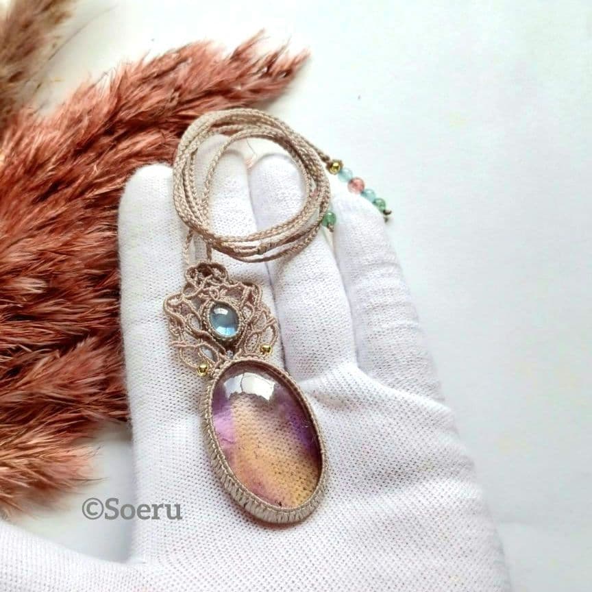 大粒37mmアメトリン×ブルートパーズのマクラメ編みネックレス【天然石】