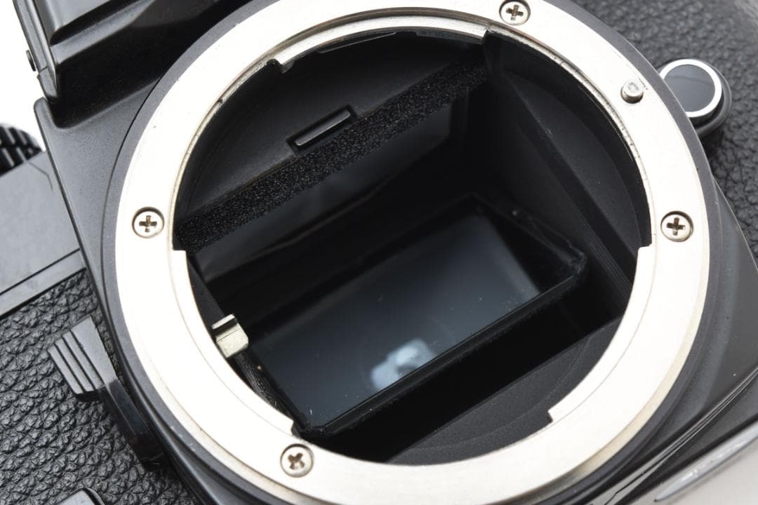 超美品 NIKON FE ブラック　フィルムカメラ　モルト新品交換済 C978