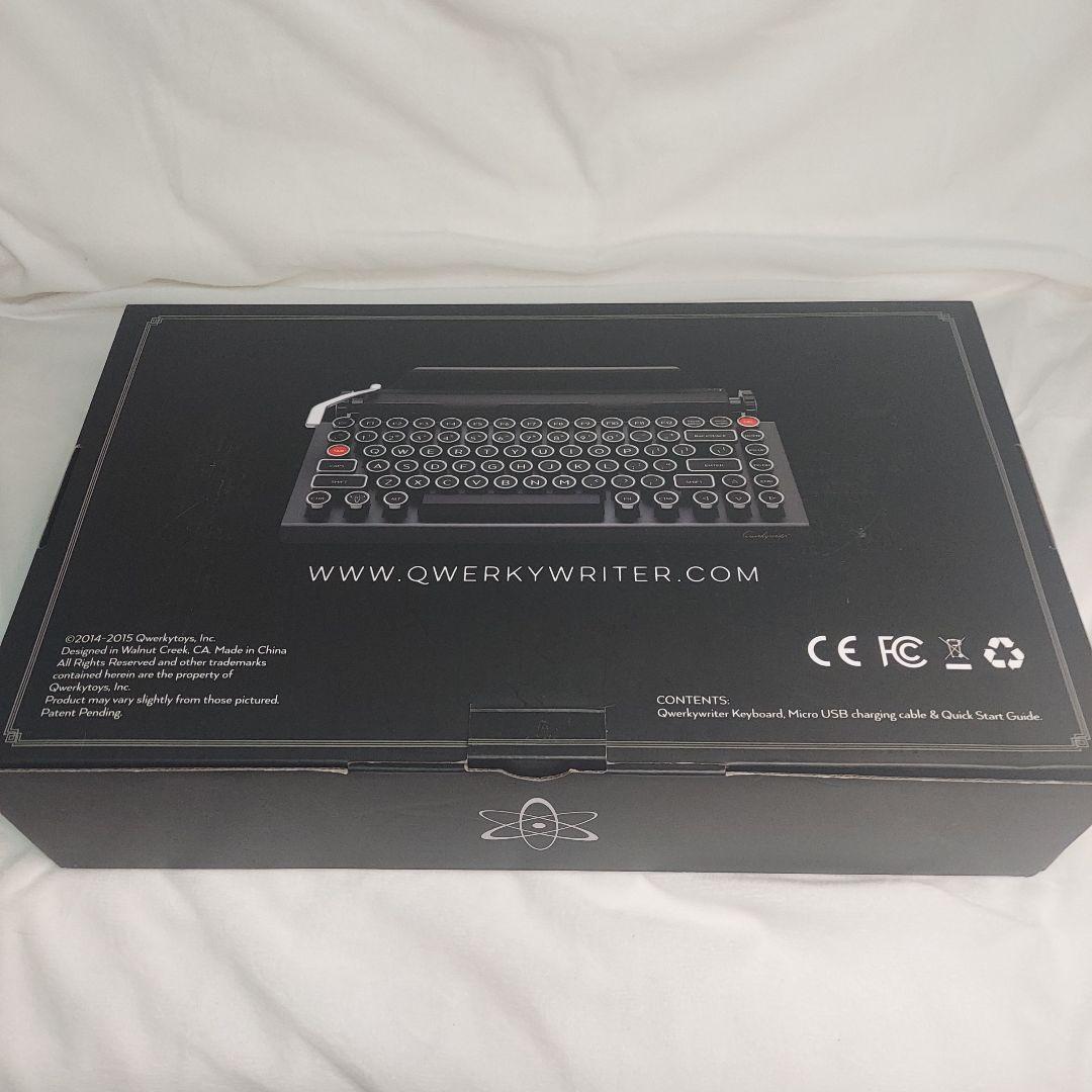 【未使用】QWERKYTOYS キーボード 本体　レトロ風