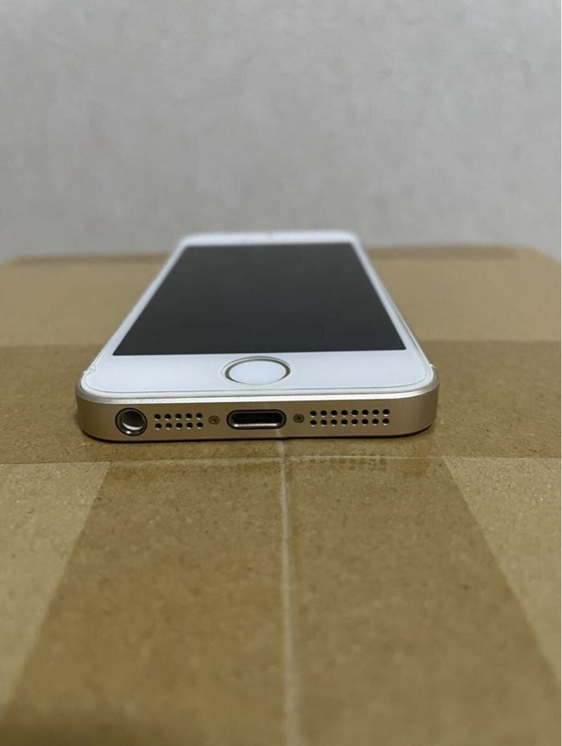 美品 海外版 iPhone SE 16GB ゴールド （第1世代） SIMフリー