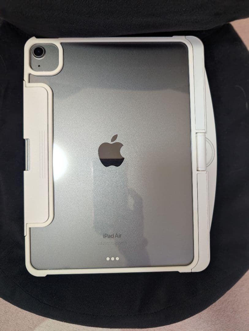 マジックキーボード　iPadケース　 Magic Keyboard　ホワイト