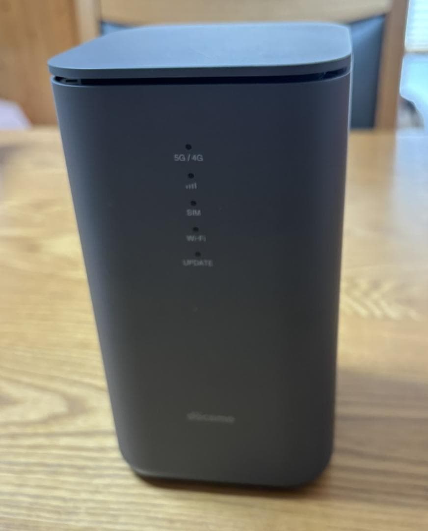 docomo 5G HR-02 付属品一式・箱あり 美品