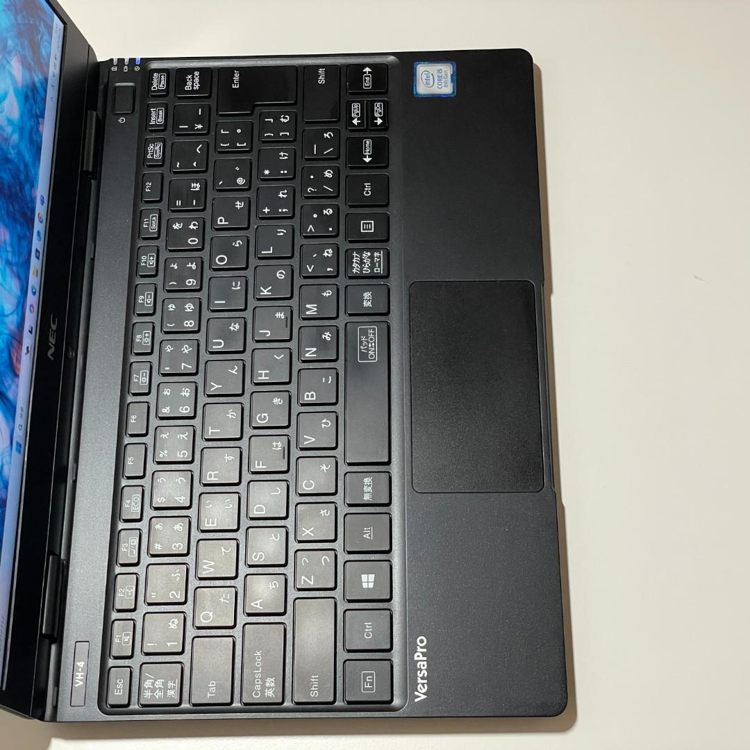 第８世代i5 ★バッテリー良好★ NEC Windows11 薄型軽量 K55