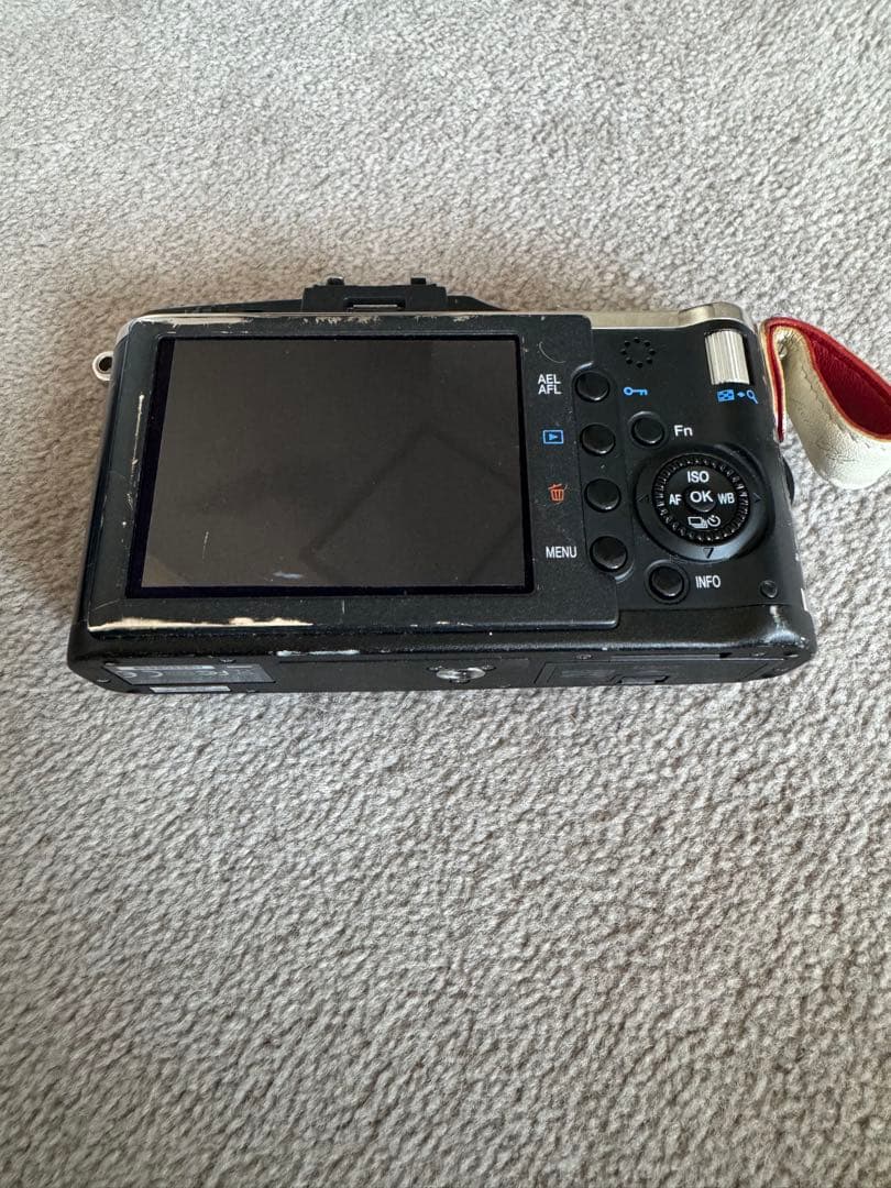 Olympus LENS 15mm 1:8.0 とE-P2本体のセット