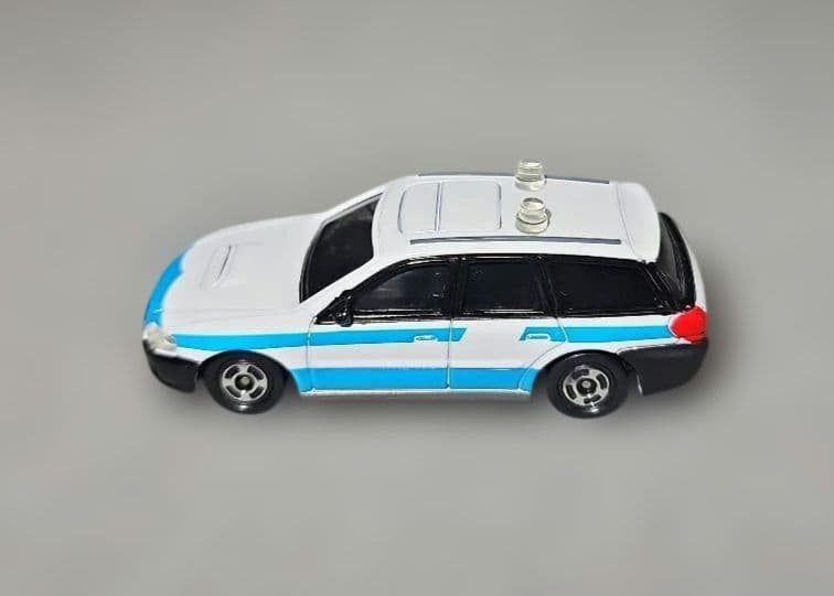 トミカ　トイズドリームプロジェクト 三菱パジェロ　スバルレガシィ