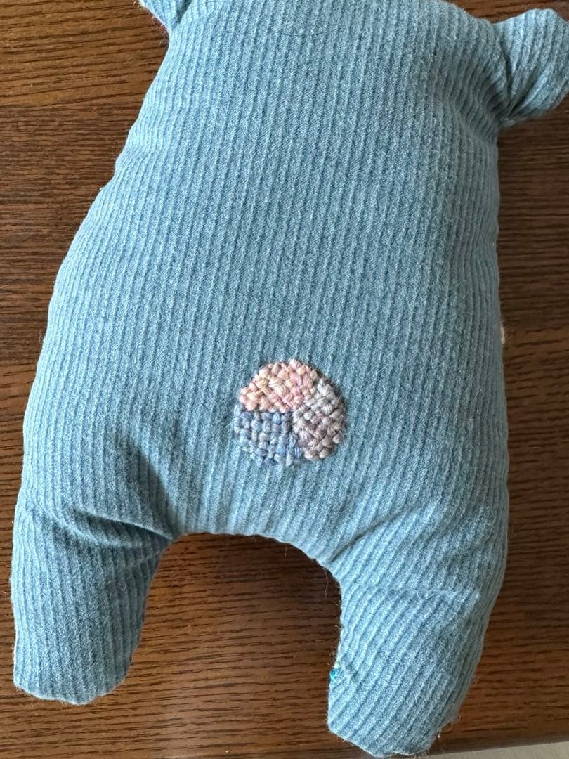 ダーニングくまさん　抱きぐるみ