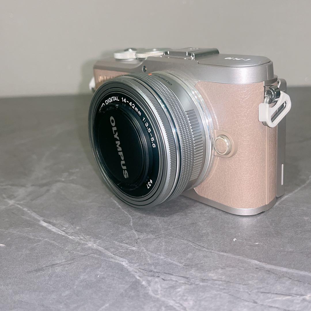 OLYMPUS PEN E-PL10 EZダブルズームキットカメラ