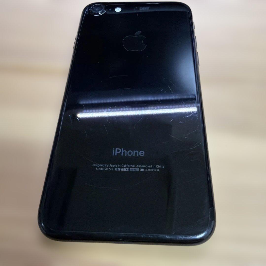iPhone7 128GB ジェットブラック　MNCP2J/A バッテリー82%