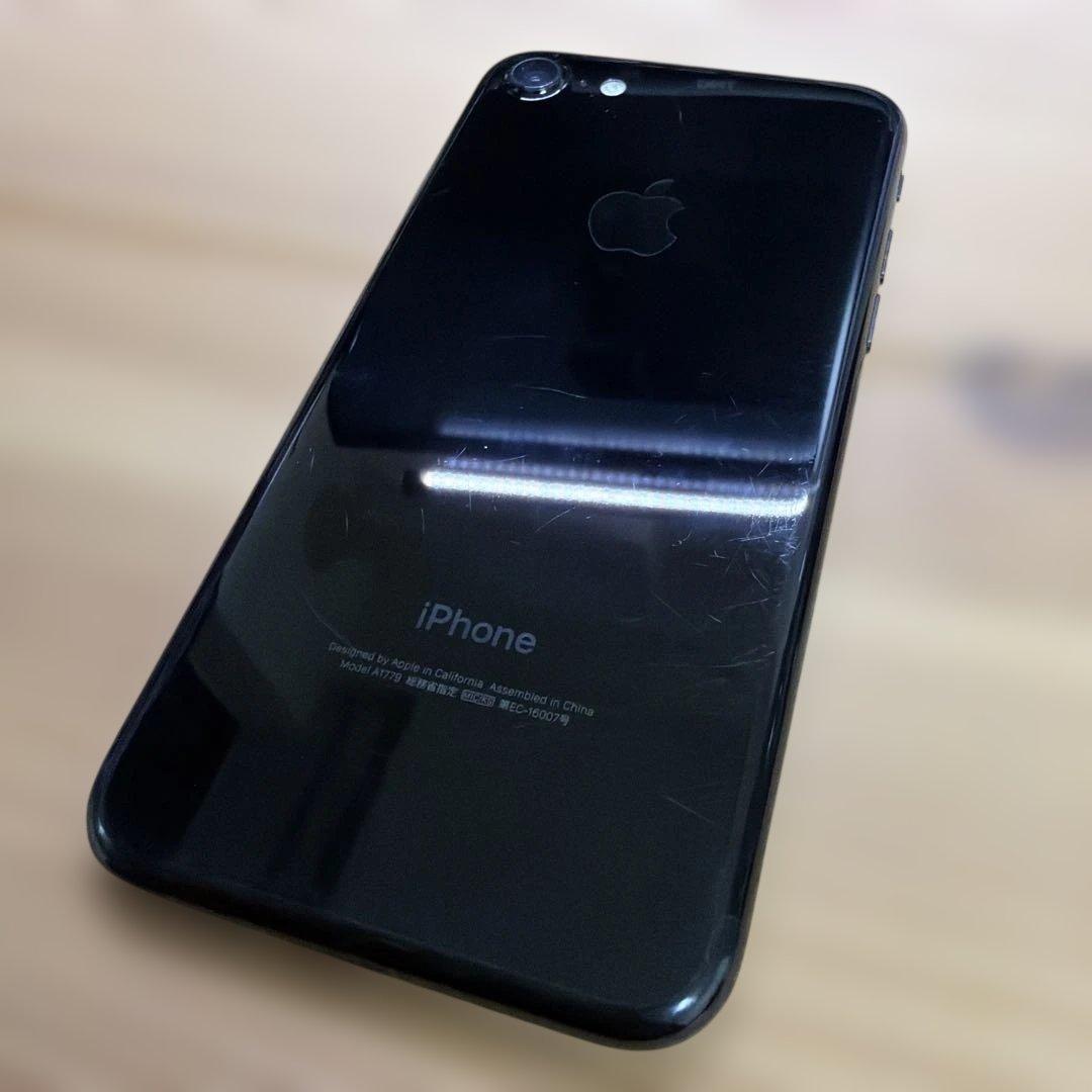 iPhone7 128GB ジェットブラック　MNCP2J/A バッテリー82%